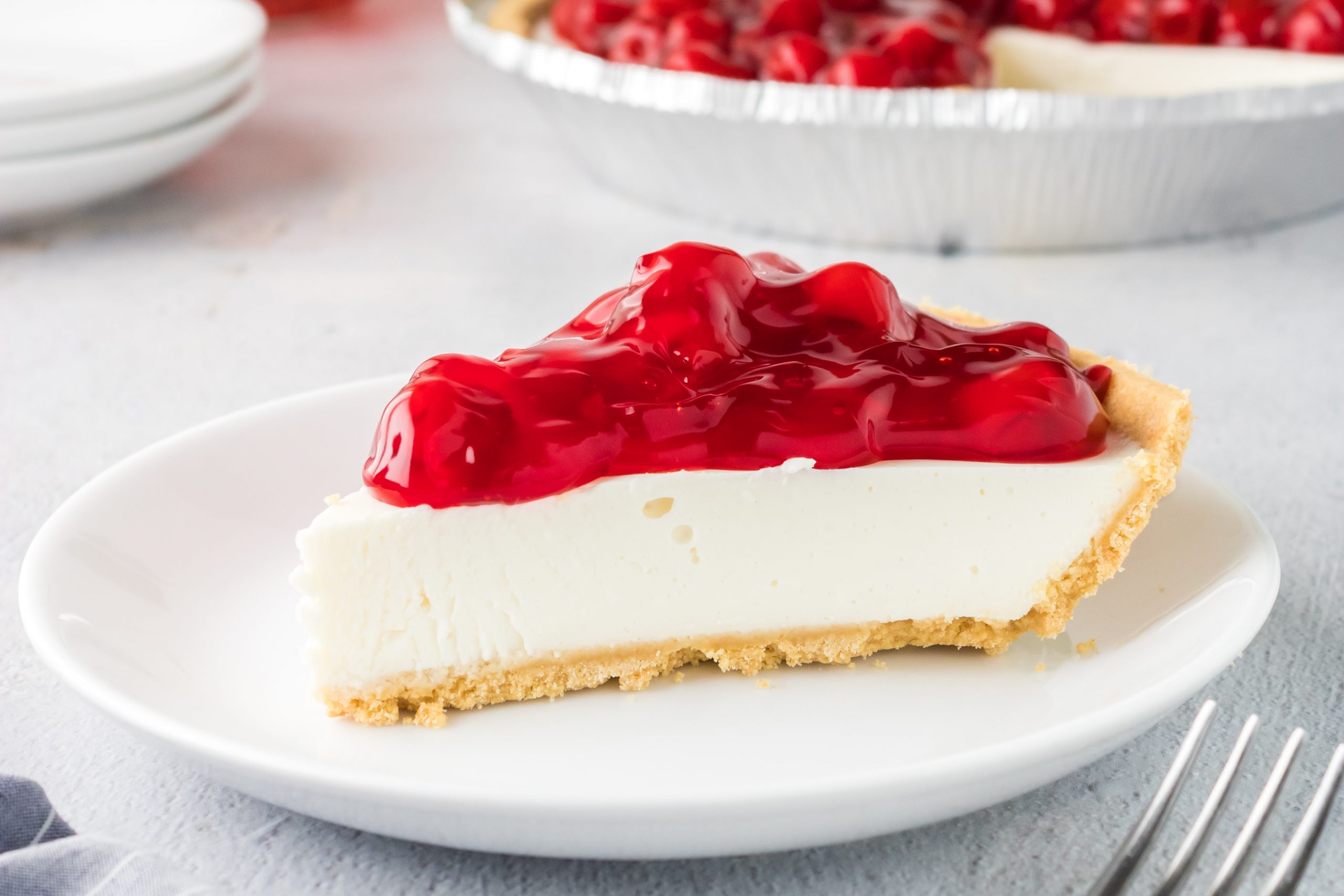 Jam als topping op proteïne cheesecake